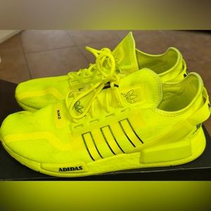 NMD_R1 V2 'Solar Yellow'